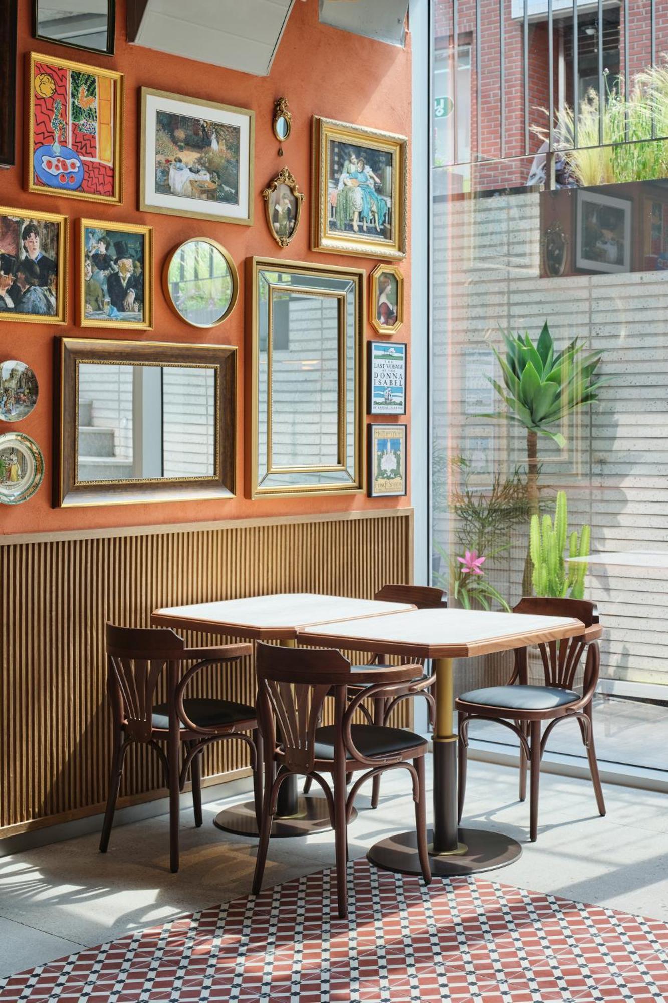 โรงแรม Ananti At Gangnam 4*